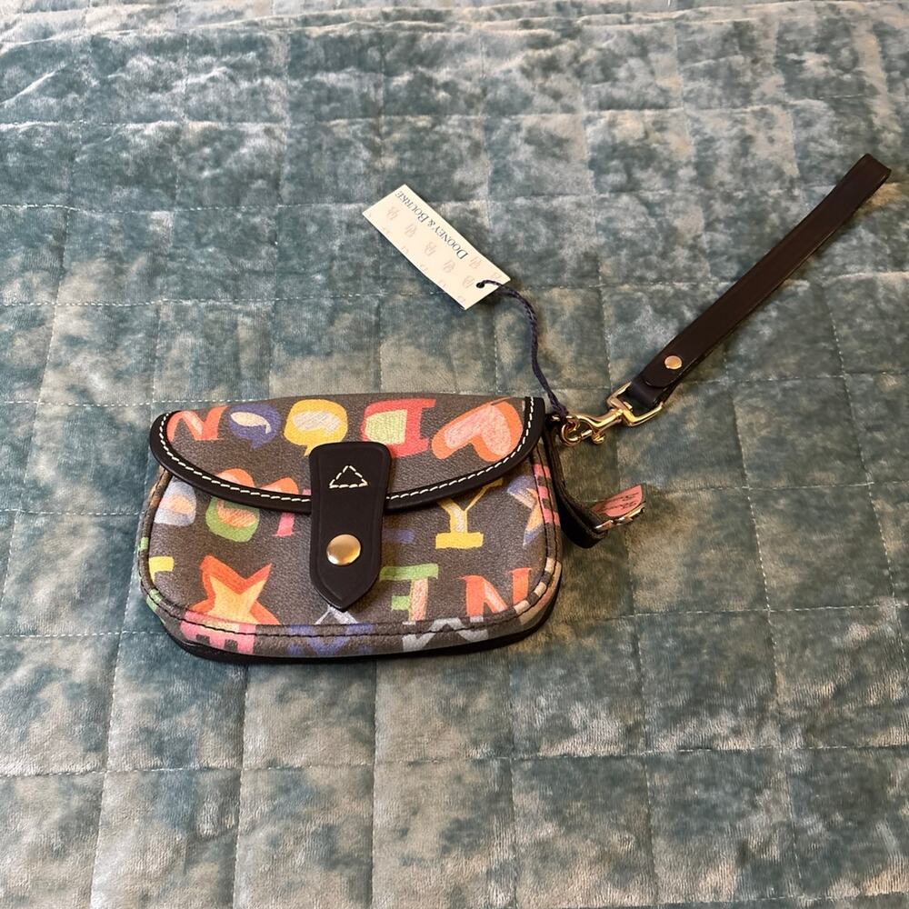 NWT Dooney & Bourke Monogram Wristlet Zip Wallet with Heart Charm